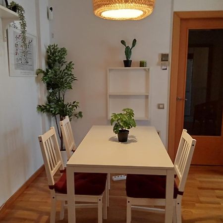 Private Rooms Near Las Ramblas Barcelona Ngoại thất bức ảnh