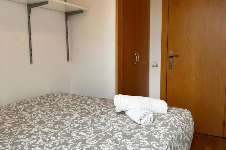 Private Rooms Near Las Ramblas Barcelona Ngoại thất bức ảnh
