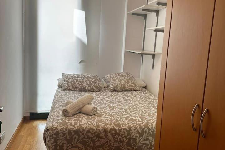 Private Rooms Near Las Ramblas Barcelona Ngoại thất bức ảnh